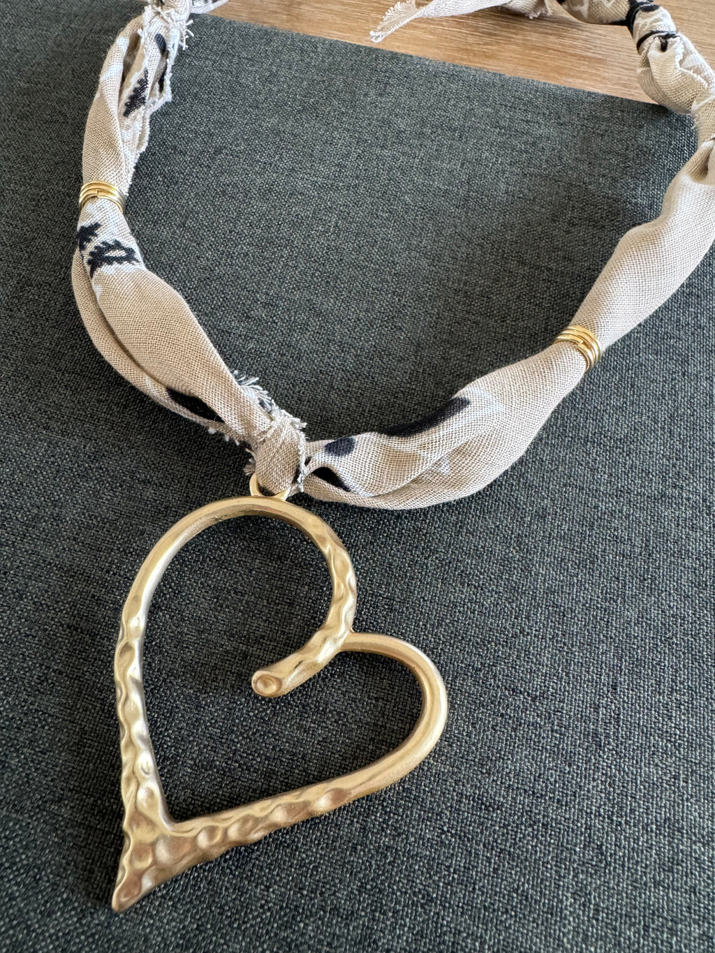 Heart Bandana Necklace Oat