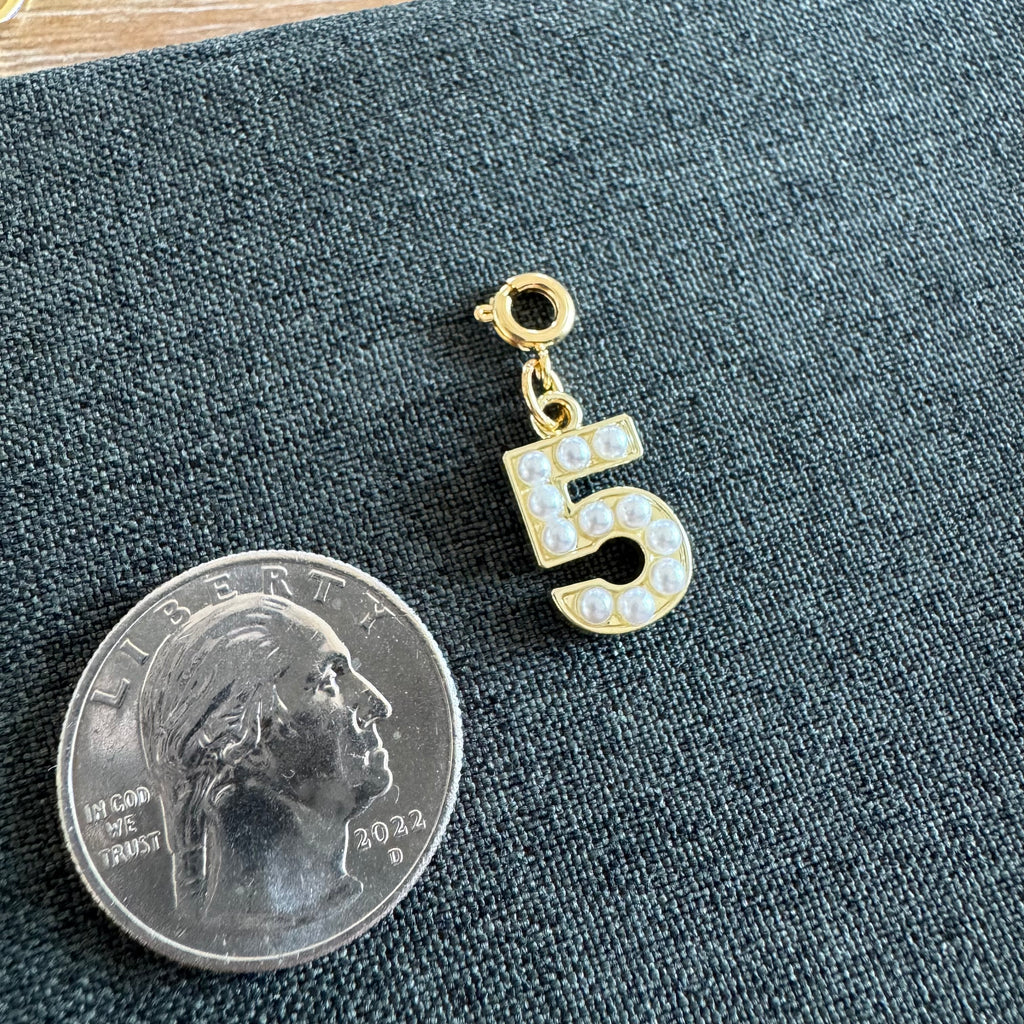 Number Charm Pearl with clasp