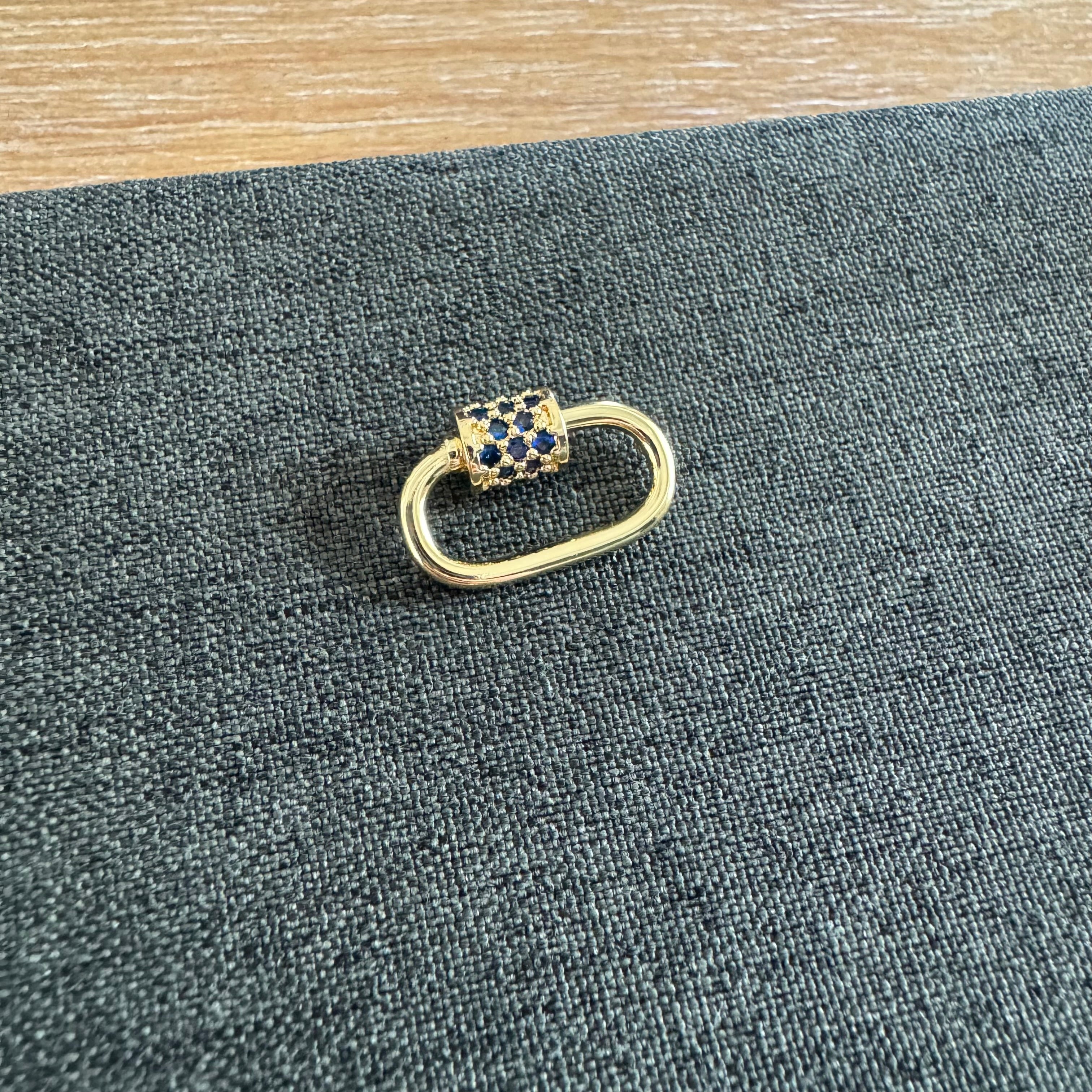 Small Carabiner Blue