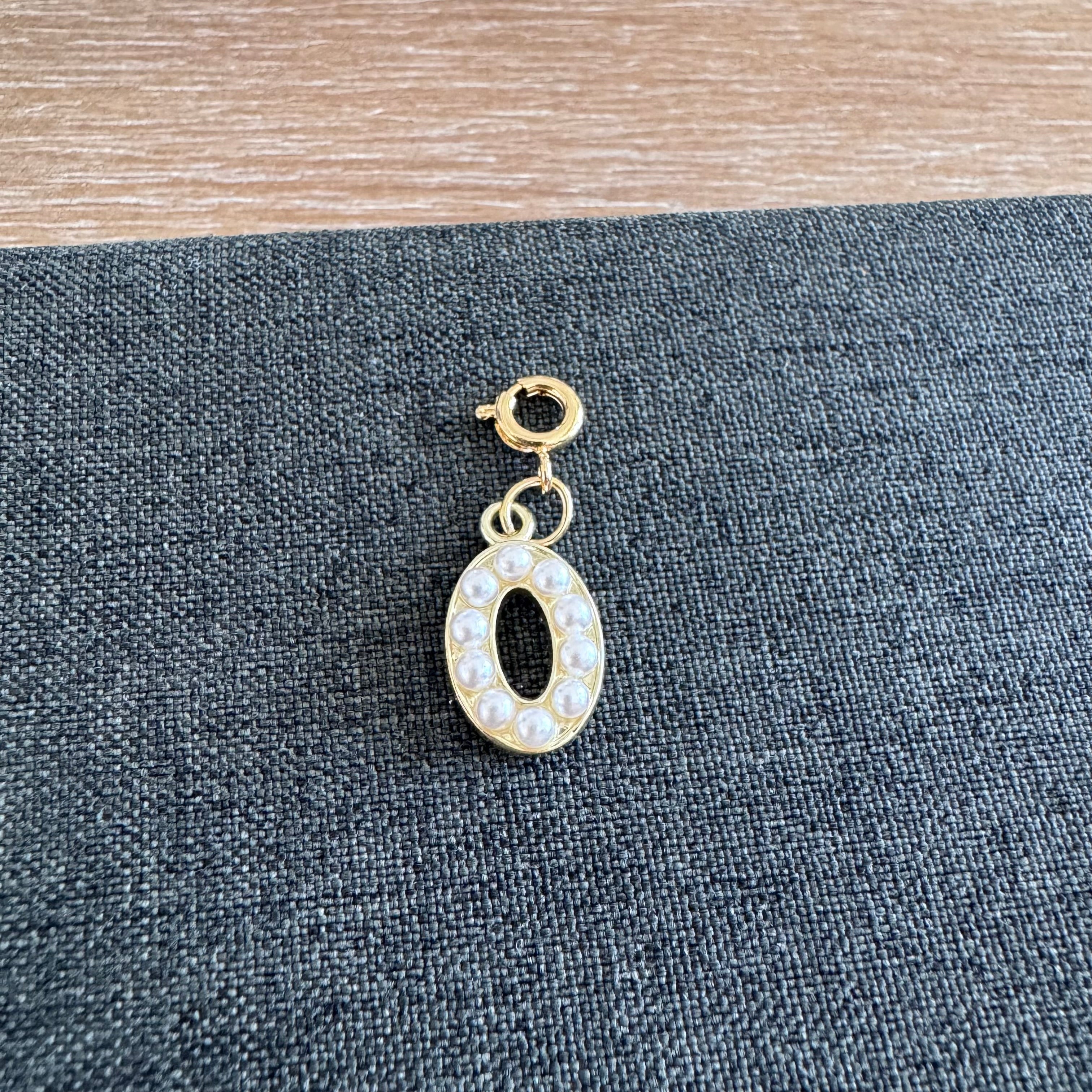 Number Charm Pearl with clasp