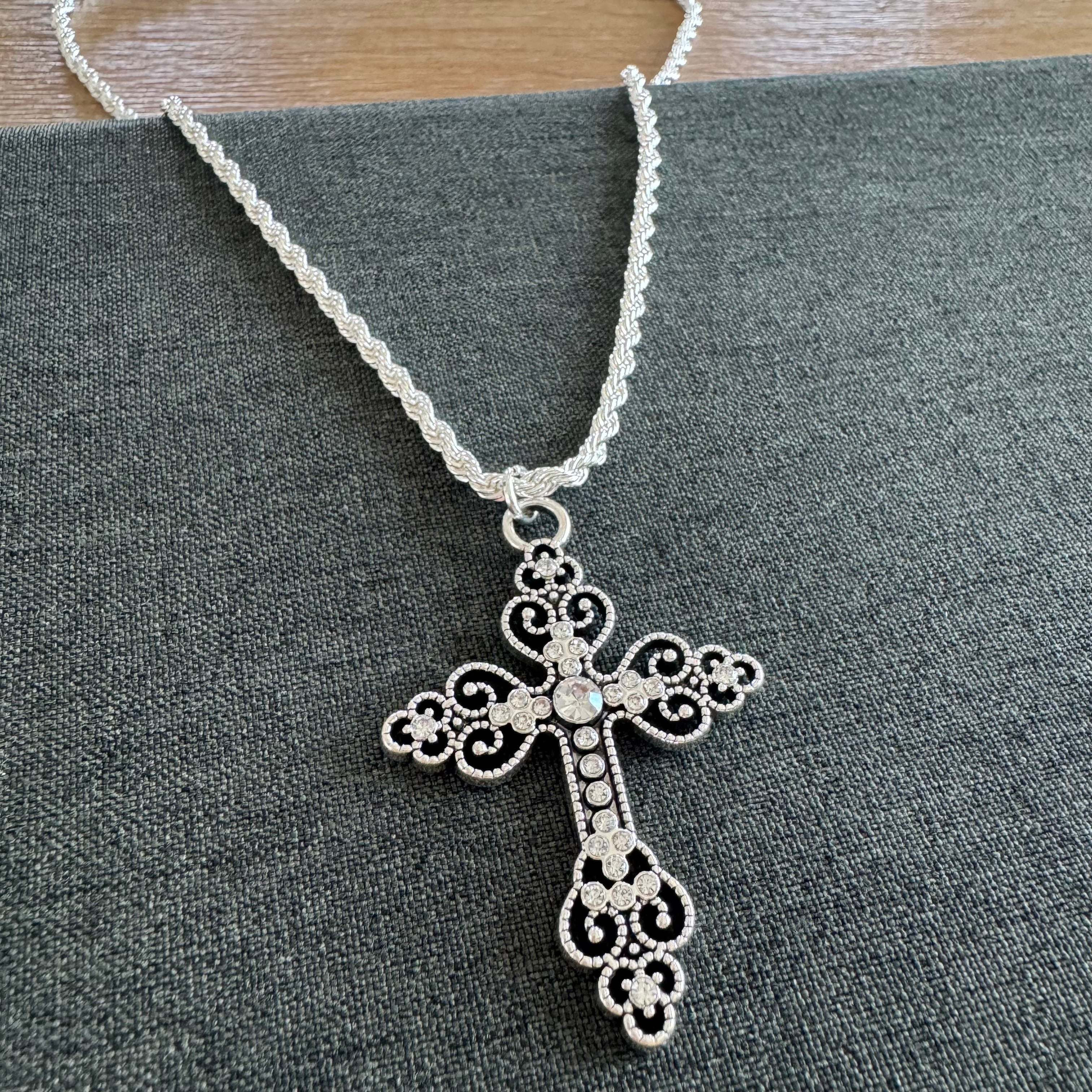 Ryan Cross Necklace Silver