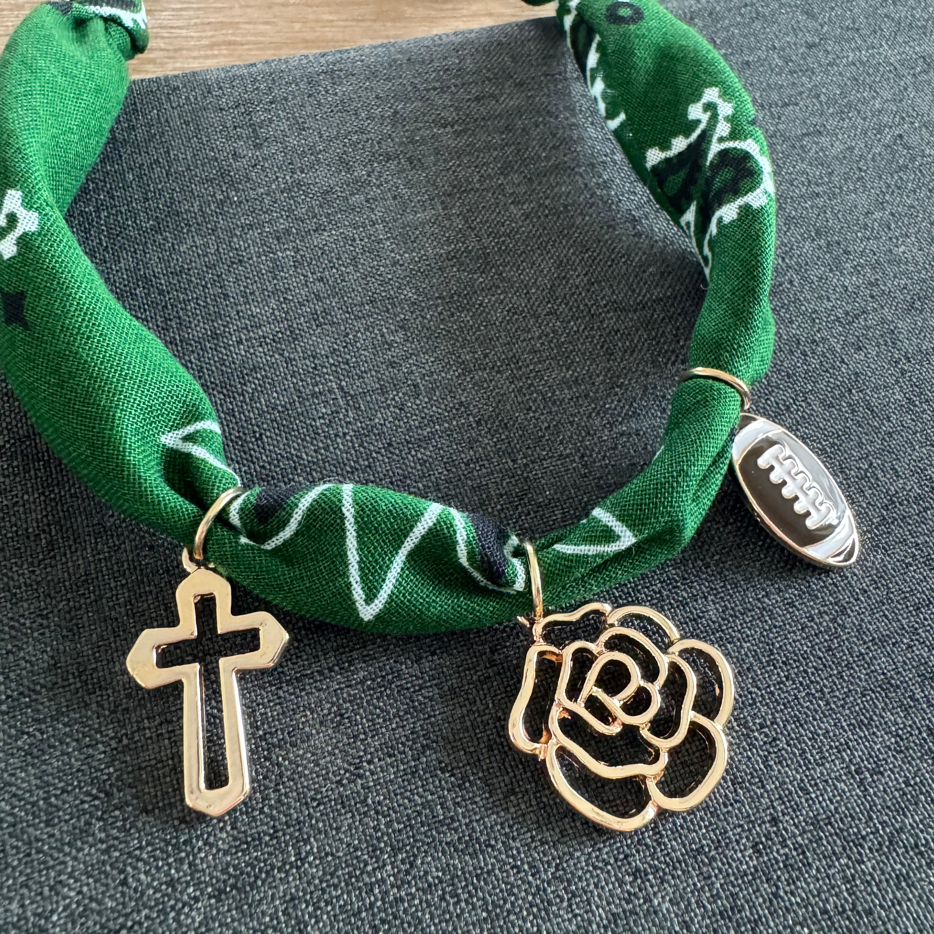 Football Flower Bandana Necklace Green