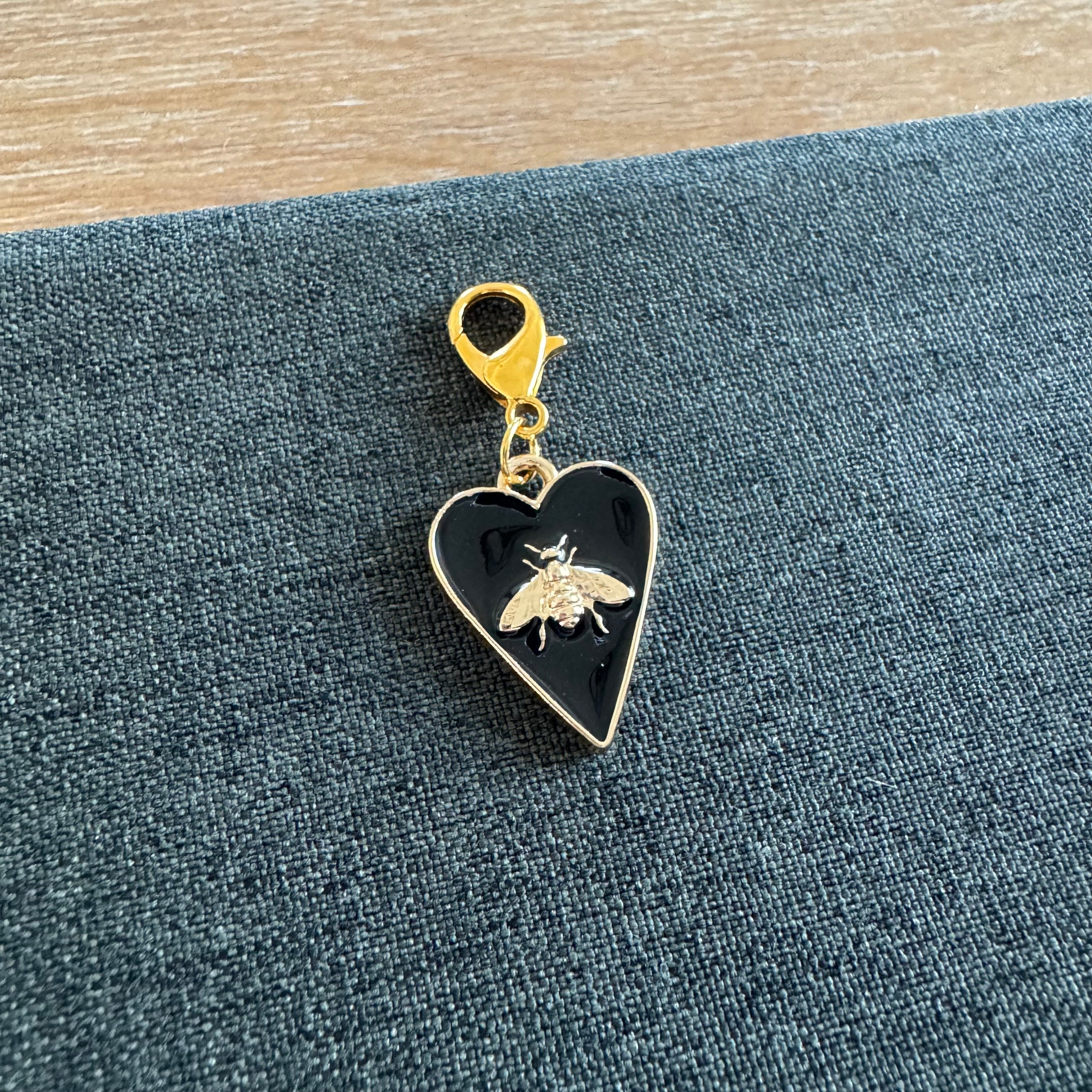 Bee Heart Shoe Charm