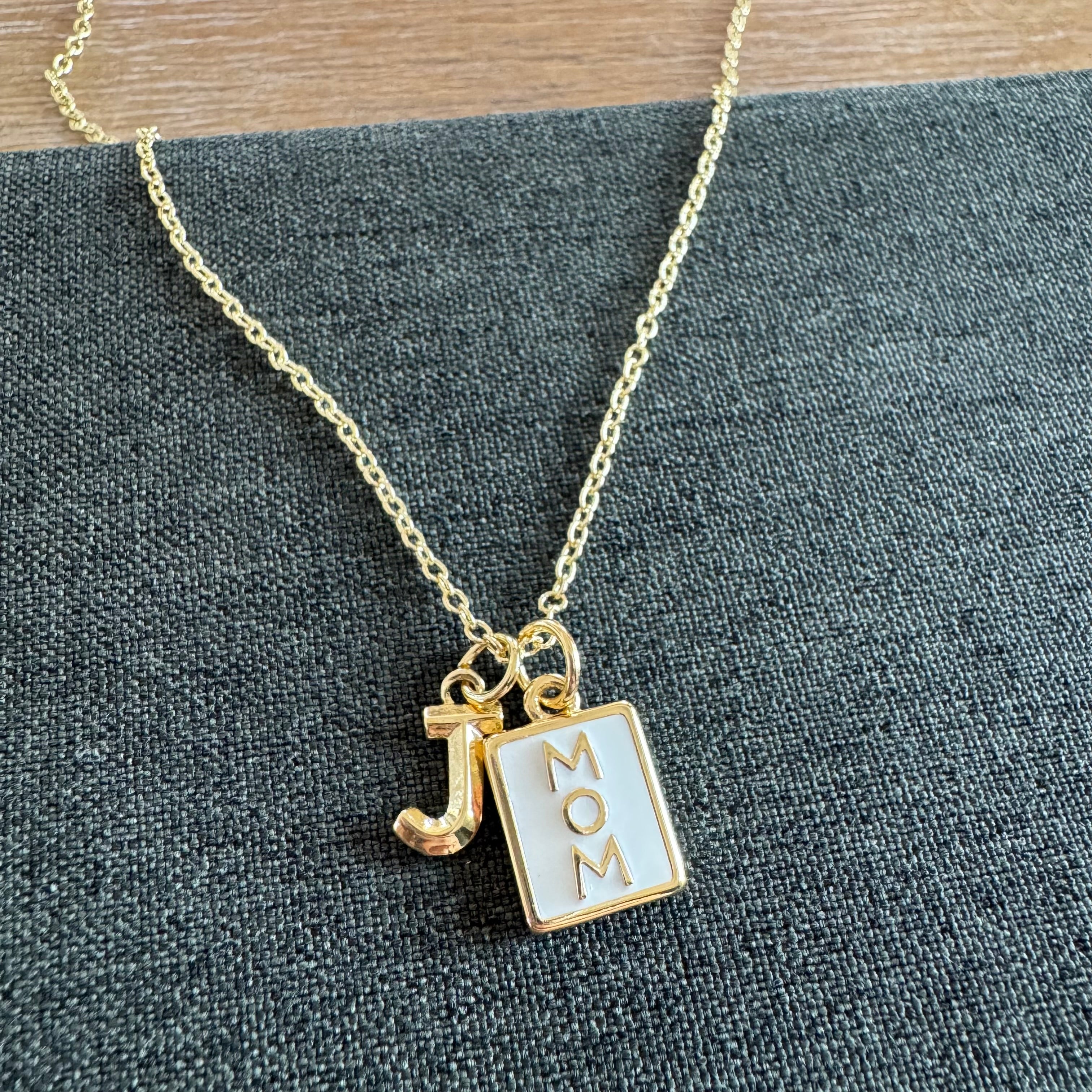 Casen Mom Letter Necklace
