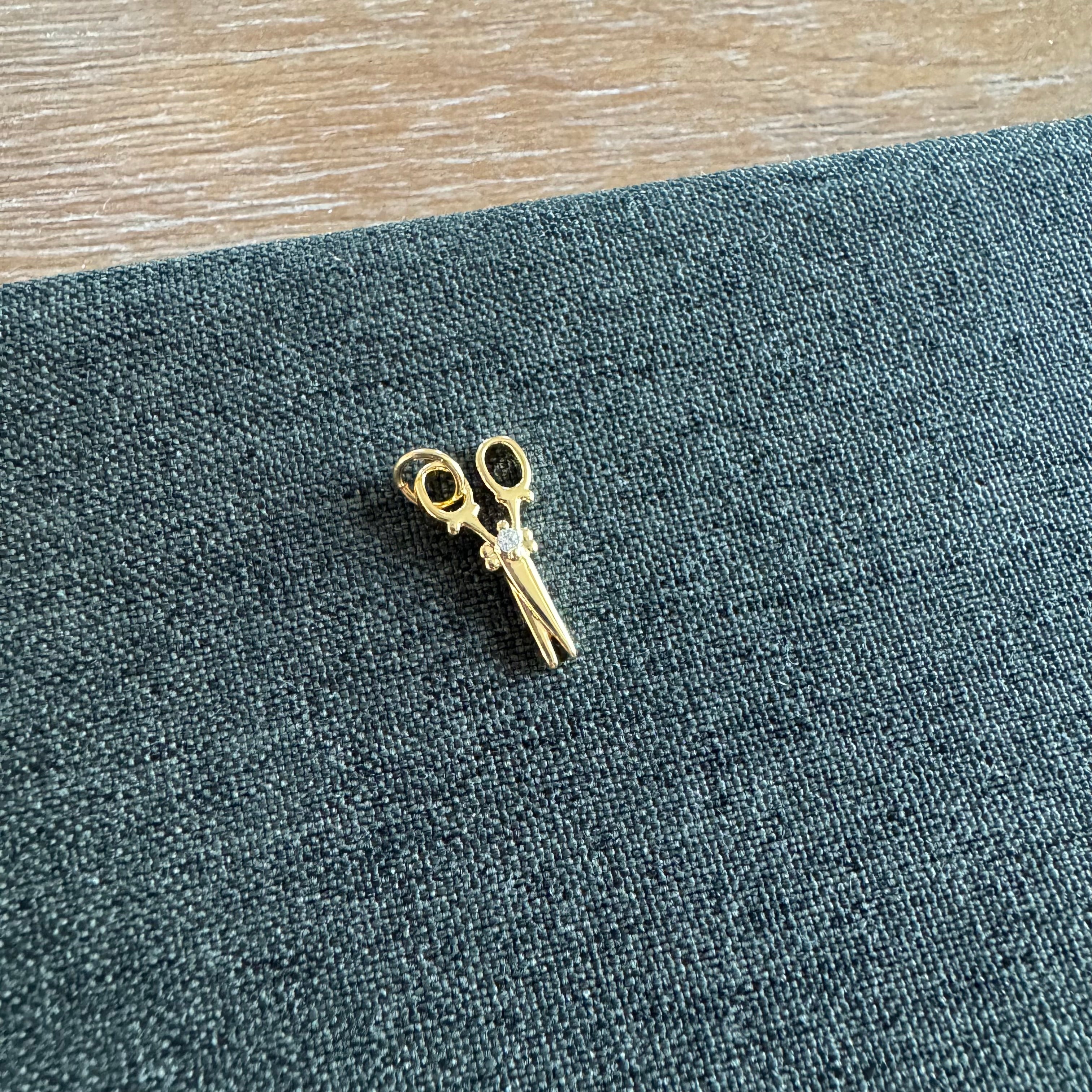 Scissor Charm