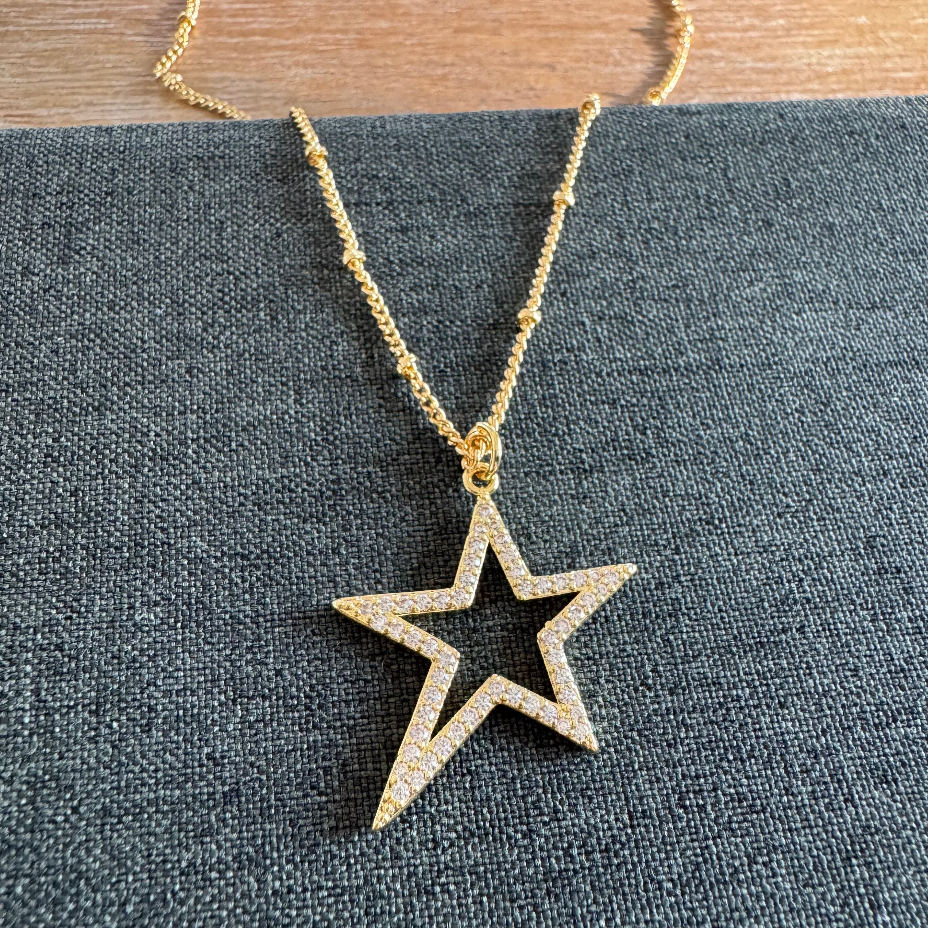 Savannah Star Necklace