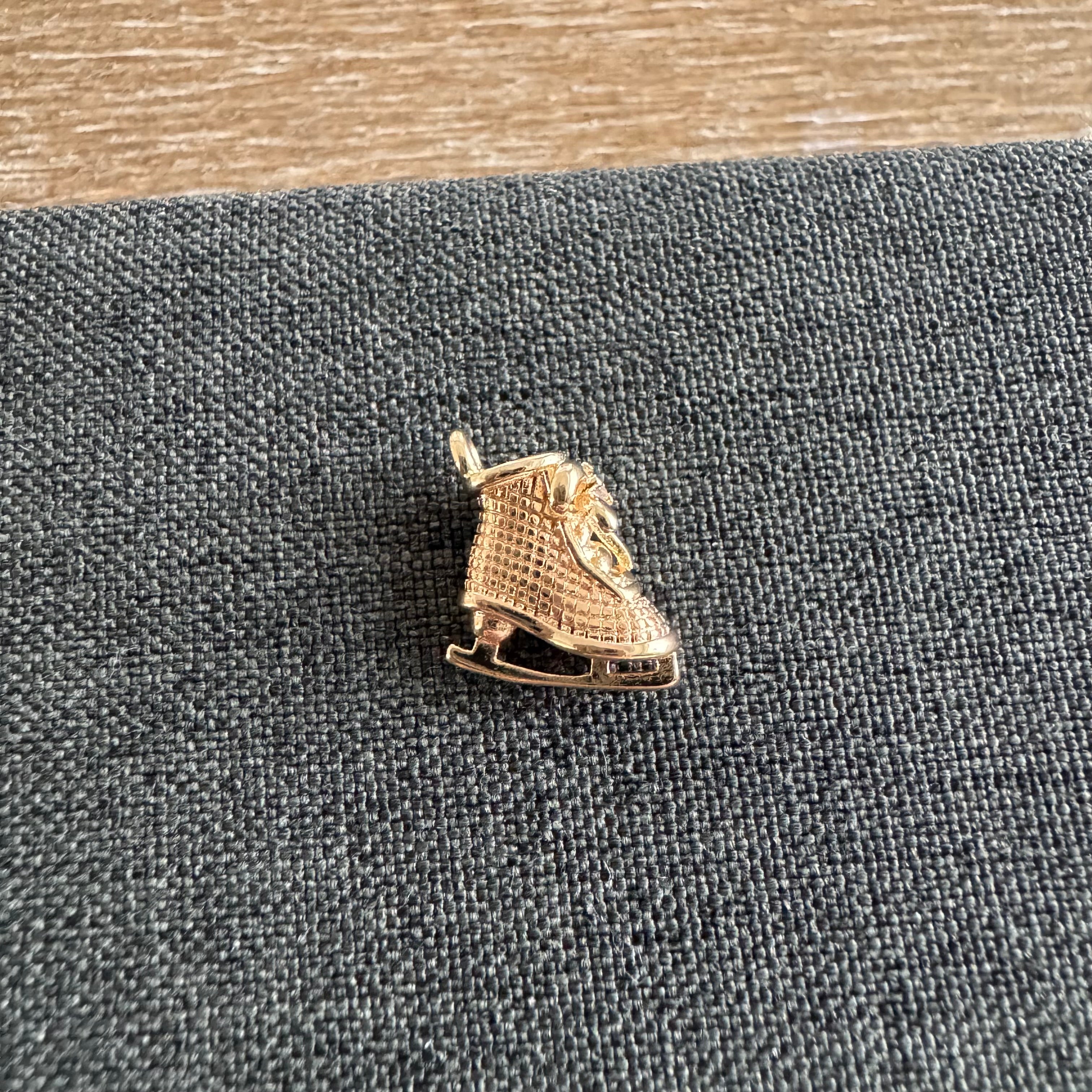 Sofia Skate Charm