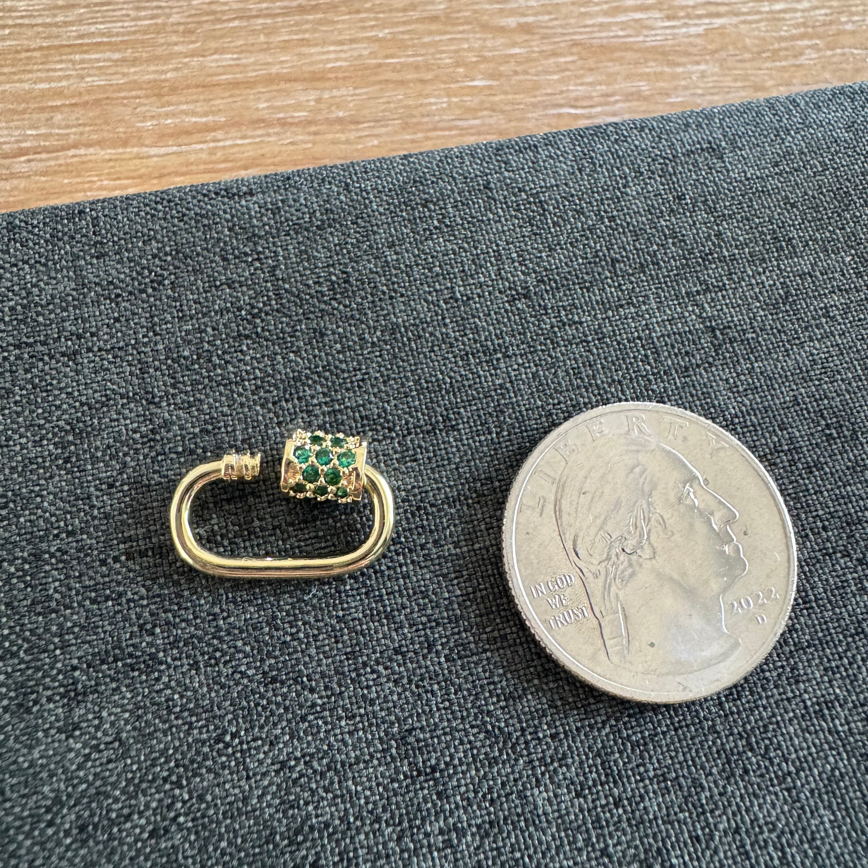 Small Carabiner Green