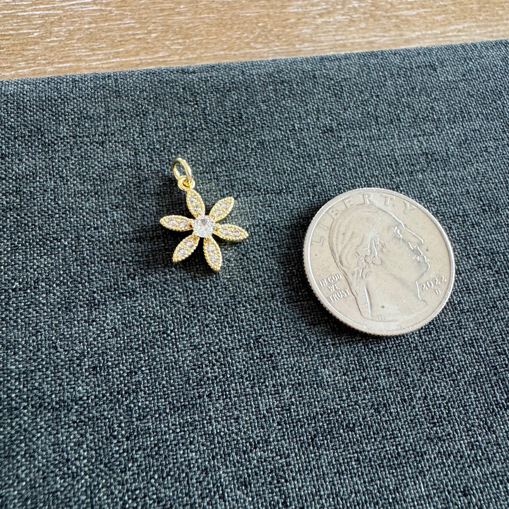 Fyn Flower Charm