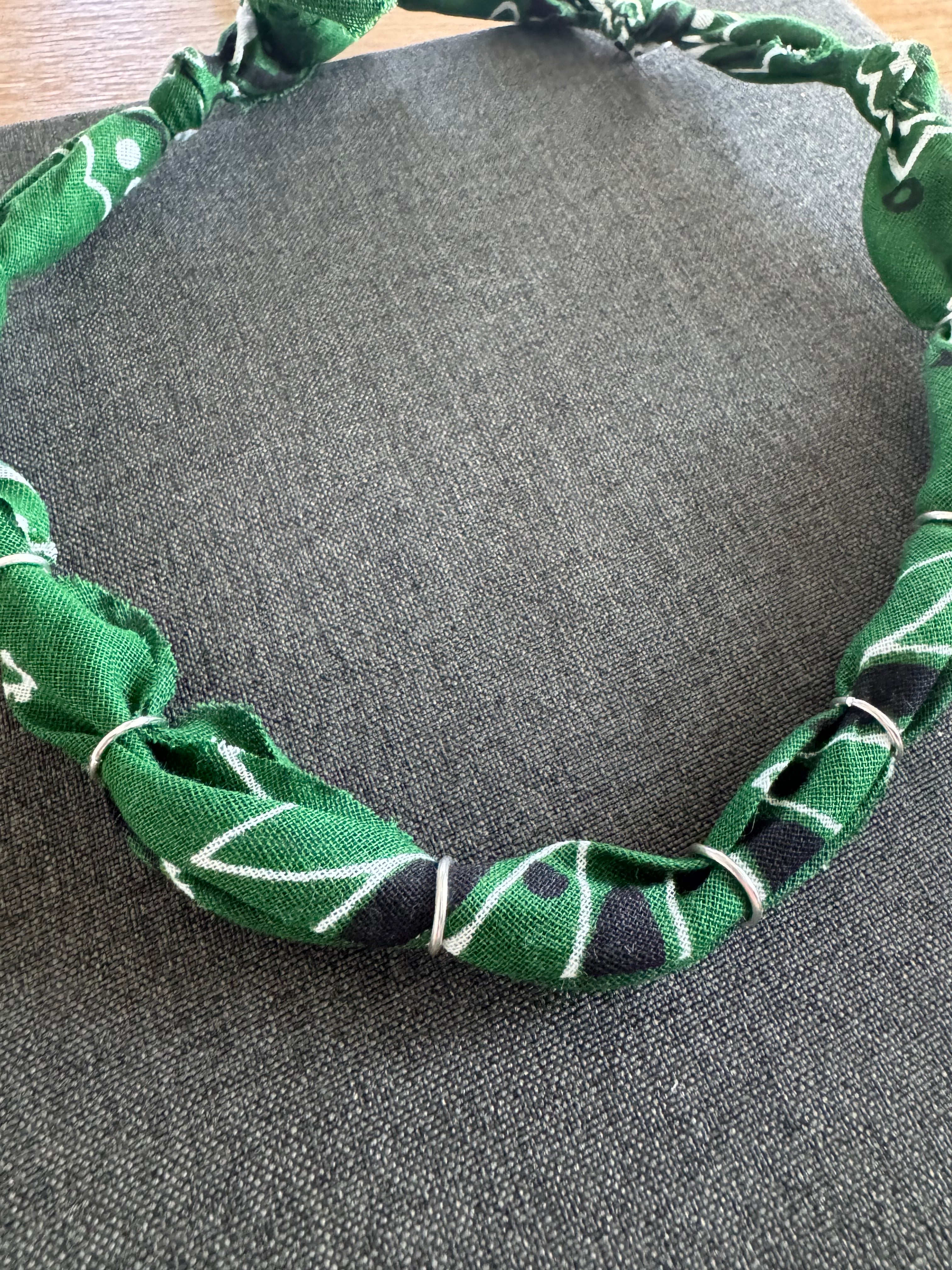 Premade Bandana Necklace Green Silver