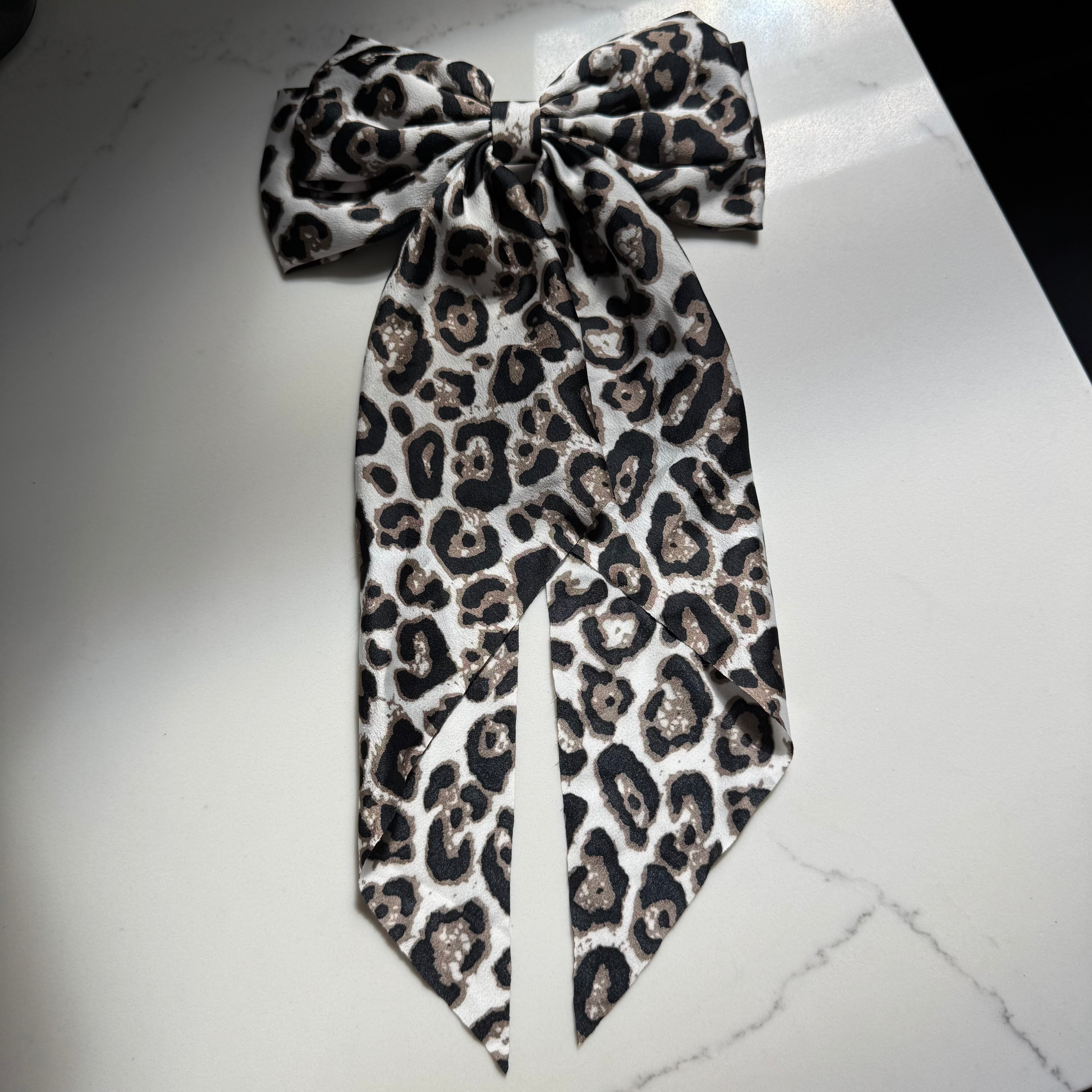 Leopard Bow