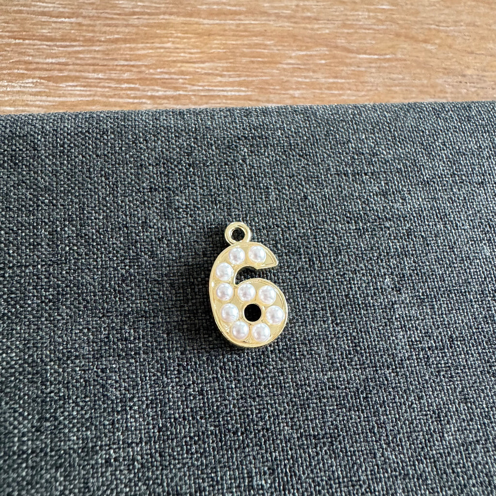 Number Charm Pearl